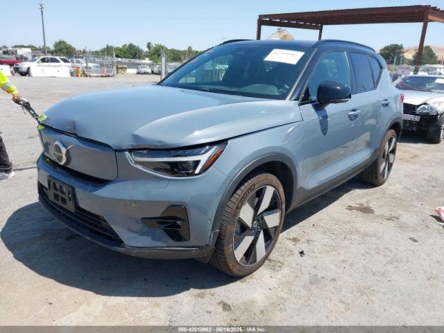 2023 VOLVO XC40 RECHARGE PURE ELECTRIC YV4ED3UM9P2004004 Photo 1