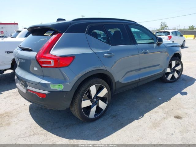 2023 VOLVO XC40 RECHARGE PURE ELECTRIC YV4ED3UM9P2004004 Photo 3