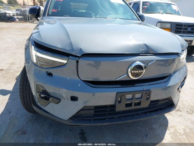 2023 VOLVO XC40 RECHARGE PURE ELECTRIC YV4ED3UM9P2004004 Photo 5