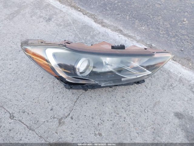 5NPD84LF2HH024381 Hyundai 2017