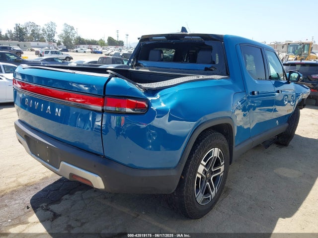 7FCTGAAA9PN022916 Rivian r1t