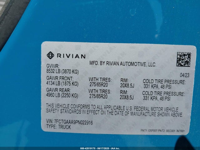 7FCTGAAA9PN022916 Rivian r1t