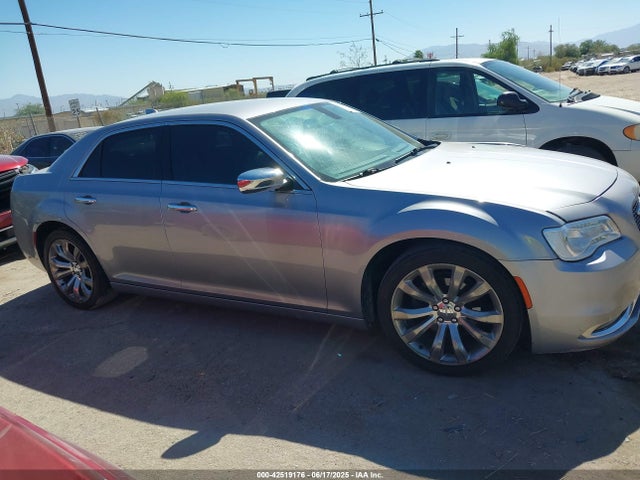 Chrysler 2018 2018 2C3CCAEG6JH145836 Image 13