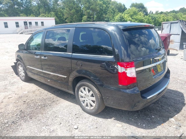 2C4RC1BG6FR728113 Chrysler Town and Country