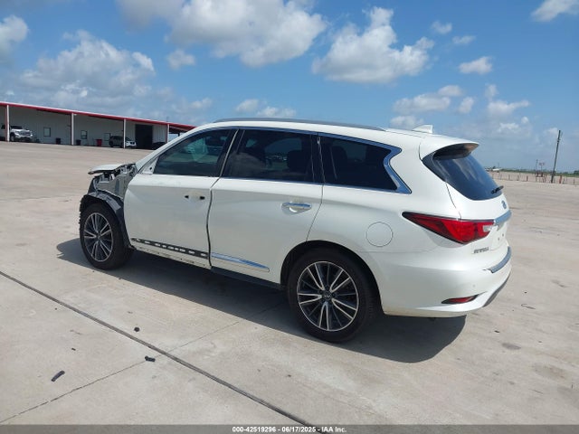 5N1AL0MN0GC519426 Infiniti 2016