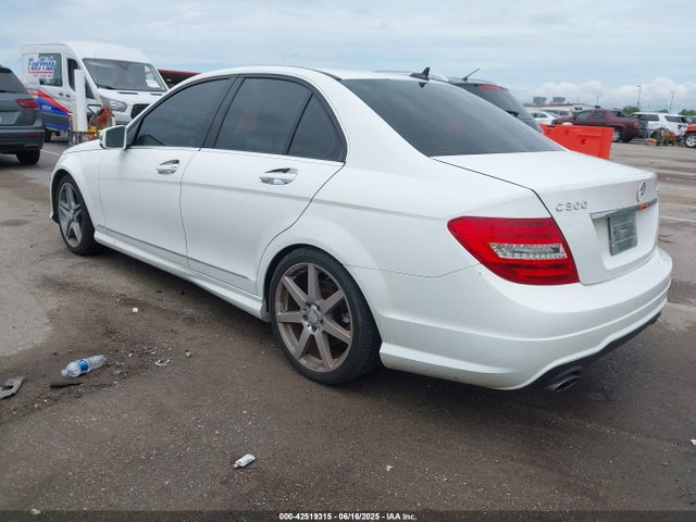 Aukcja sprzedaży 2014 Mercedes-benz C 300 Luxury 4matic/sport 4matic, vin: WDDGF8AB6EA960992, numer aukcji: 42519315