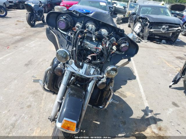 2009 HARLEY-DAVIDSON FLHTCU 1HD1FC4109Y645820 Photo 4
