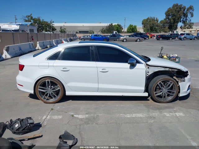 Audi S3 2015 WAUBFGFF4F1083718 Image 14