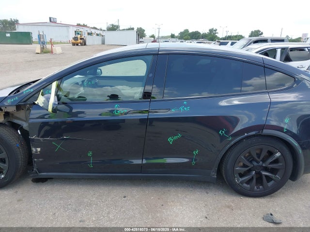 7SAXCDE52RF446170 Tesla 2024