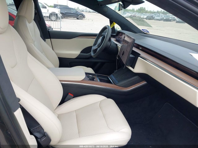 7SAXCDE52RF446170 Tesla 2024