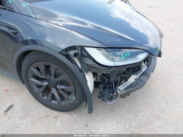 7SAXCDE52RF446170 Tesla 2024