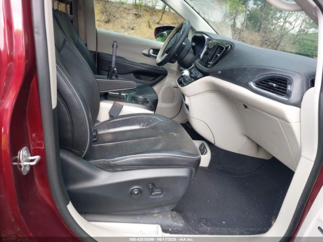 2018 CHRYSLER PACIFICA 2C4RC1GG3JR226337 Photo 4