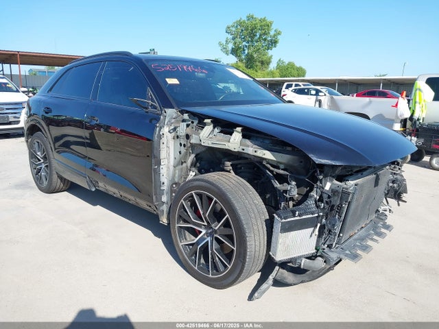 2019 AUDI Q8 WA1EVAF16KD036178 Photo 0