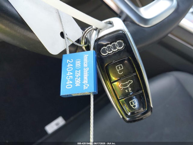 2019 AUDI Q8 WA1EVAF16KD036178 Photo 10