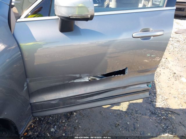 2018 VOLVO XC60 LYV102RK4JB074451 Photo 5