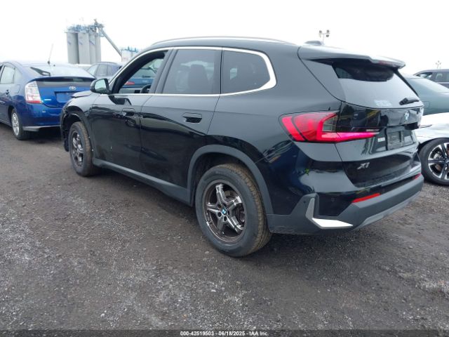 2023 BMW X1 WBX73EF0XP5Y24534 Photo 2