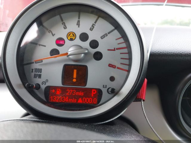 2010 MINI COOPER WMWMF3C59ATZ66935 Photo 6