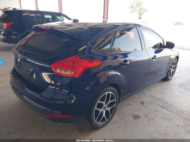2017 FORD FOCUS 1FADP3M27HL263743 Photo 3