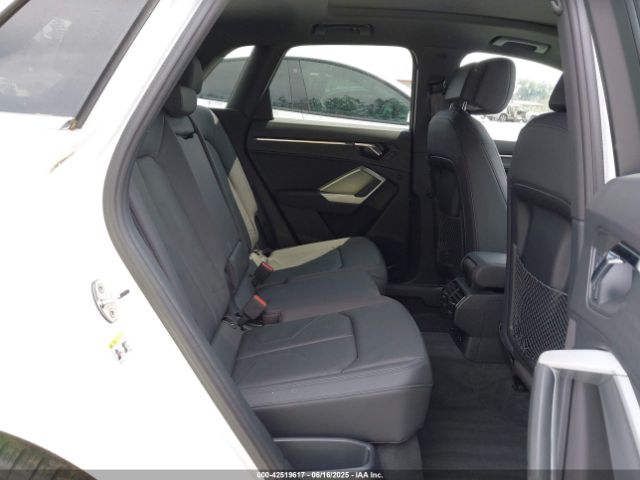 WA1DECF36N1150034 Audi 45 tfsi