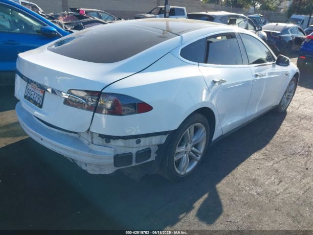 2013 TESLA MODEL S 5YJSA1CG0DFP22533 Photo 3