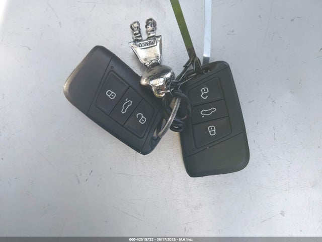 3VWC57BU9MM084780 Volkswagen tsi