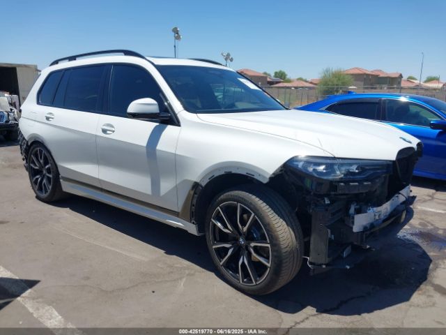2021 BMW X7 5UXCW2C04M9E25551