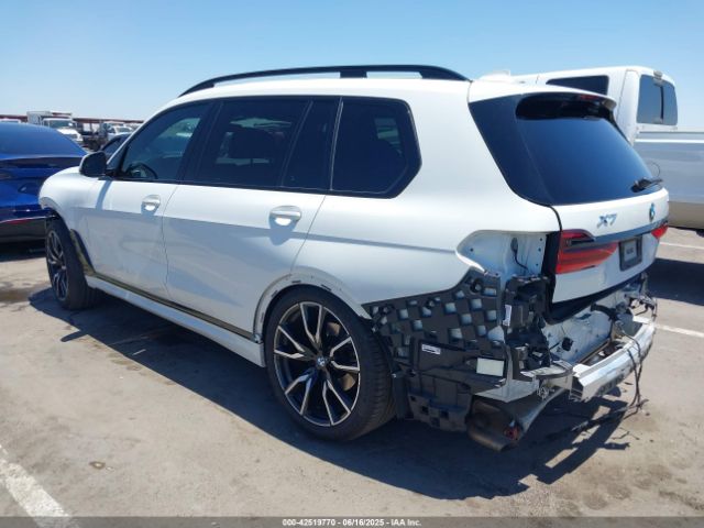 2021 BMW X7 5UXCW2C04M9E25551 Photo 2