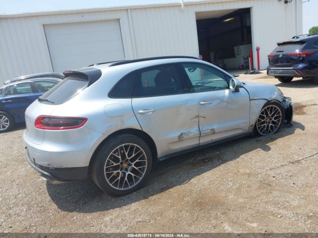 2018 PORSCHE MACAN WP1AA2A53JLB03015 Photo 3