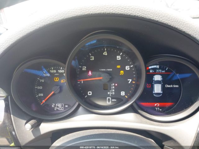 2018 PORSCHE MACAN WP1AA2A53JLB03015 Photo 6