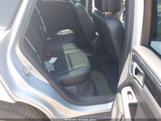 2018 PORSCHE MACAN WP1AA2A53JLB03015 Photo 7