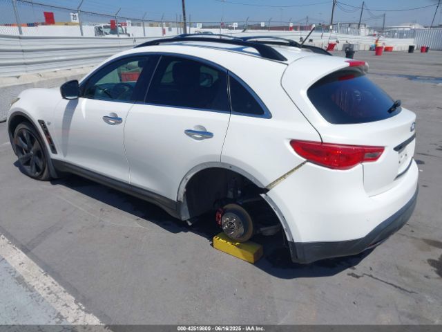 2016 INFINITI QX70 JN8CS1MW1GM750798 Photo 2