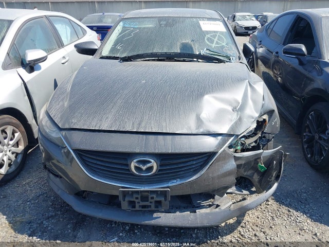 JM1GJ1W50F1185089 Mazda 2015