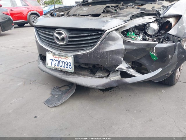 JM1GJ1W50F1185089 Mazda 2015