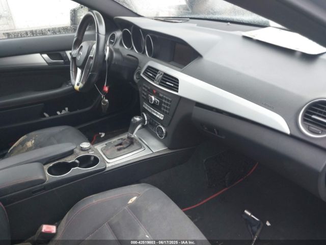2013 MERCEDES-BENZ C 250 WDDGJ4HB1DG058064 Photo 4