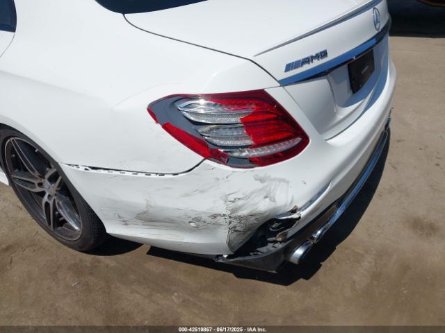 WDDZF6BBXKA493065 Mercedes-Benz m256