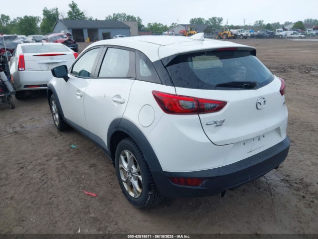 2017 MAZDA CX-3 JM1DKFB79H0155375 Photo 2