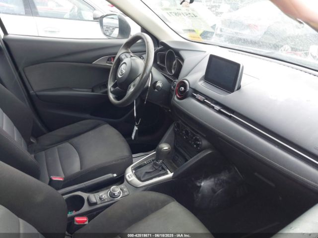 2017 MAZDA CX-3 JM1DKFB79H0155375 Photo 4