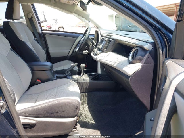 Toyota 2ar-fe 2017 2T3RFREV5HW563485 Image 5