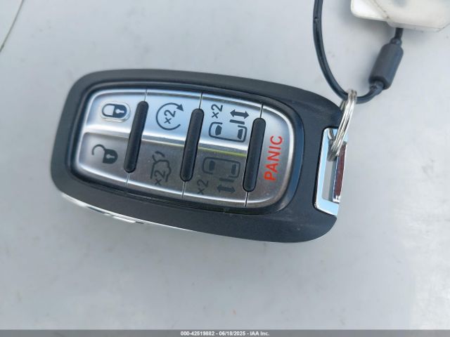2024 CHRYSLER PACIFICA 2C4RC1BGXRR186924 Photo 10