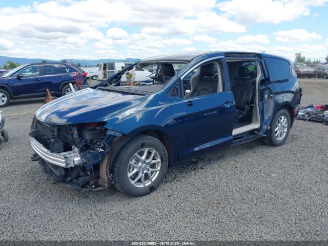 2024 CHRYSLER PACIFICA 2C4RC1BGXRR186924 Photo 1