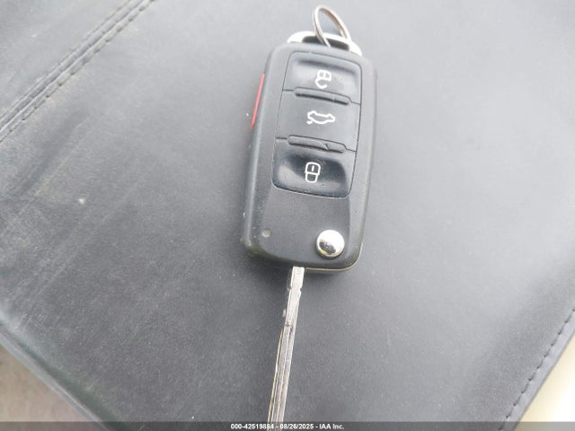 3VW5S7AJ4EM354802 Volkswagen Jetta