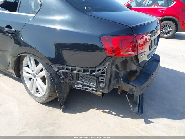 3VW5S7AJ4EM354802 Volkswagen Jetta
