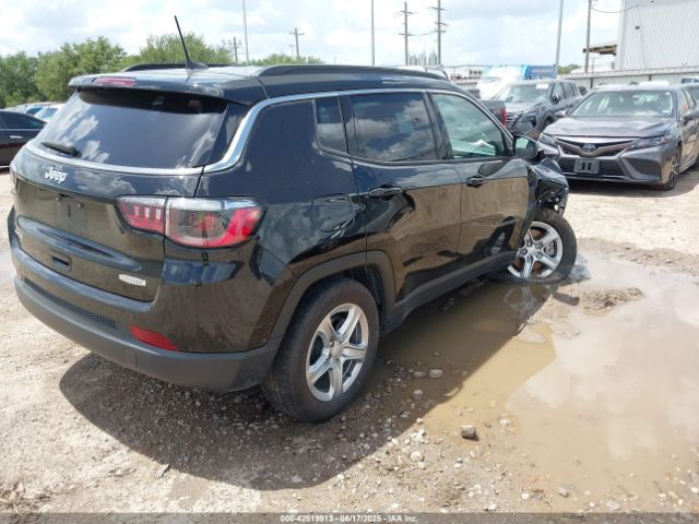 3C4NJDBN4RT607618 Jeep Compass Latitude 4x4