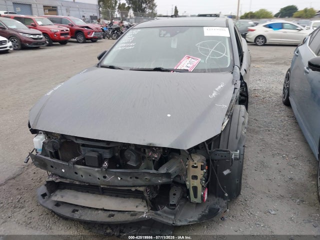 JM1GJ1W59G1461996 Mazda py