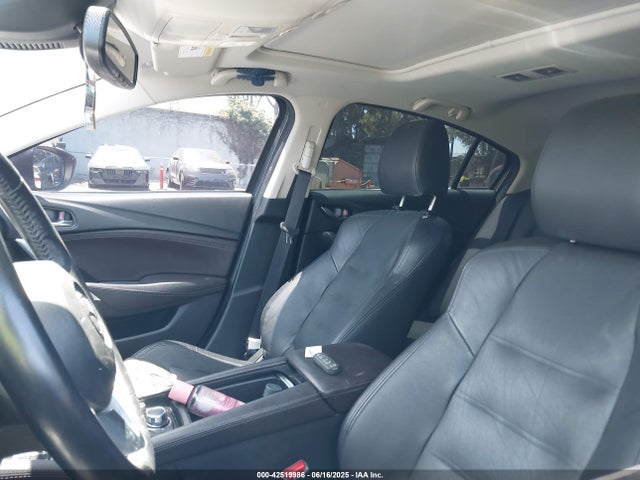 JM1GJ1W59G1461996 Mazda py