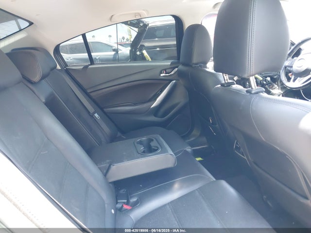 JM1GJ1W59G1461996 Mazda py