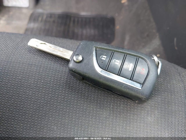 5YFEPMAE9MP183977 Toyota 2zr-fae