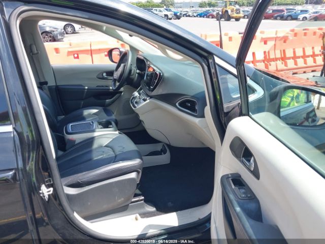 2023 CHRYSLER PACIFICA 2C4RC1BG8PR627642 Photo 4