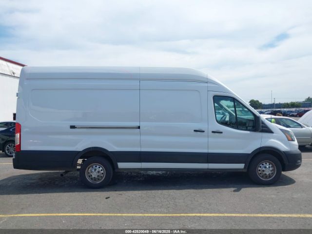 1FTBR3U86PKA69175 Ford Transit-250 Cargo Van