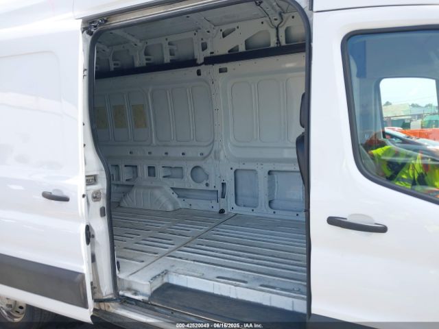 1FTBR3U86PKA69175 Ford Transit-250 Cargo Van